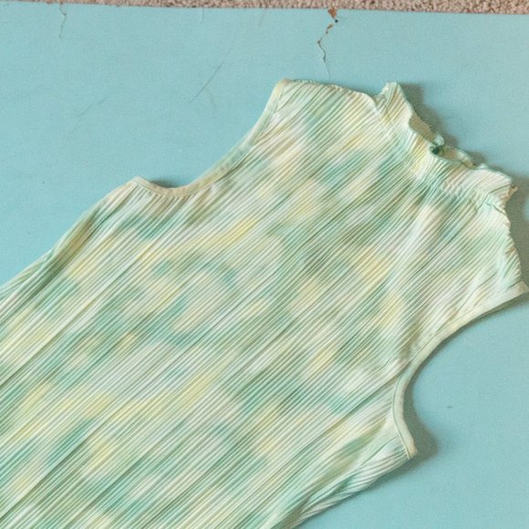Future Collective Retro Green Pleated Ruffle Trim High Neck Midi Dress Sz XS - Picture 3 of 10